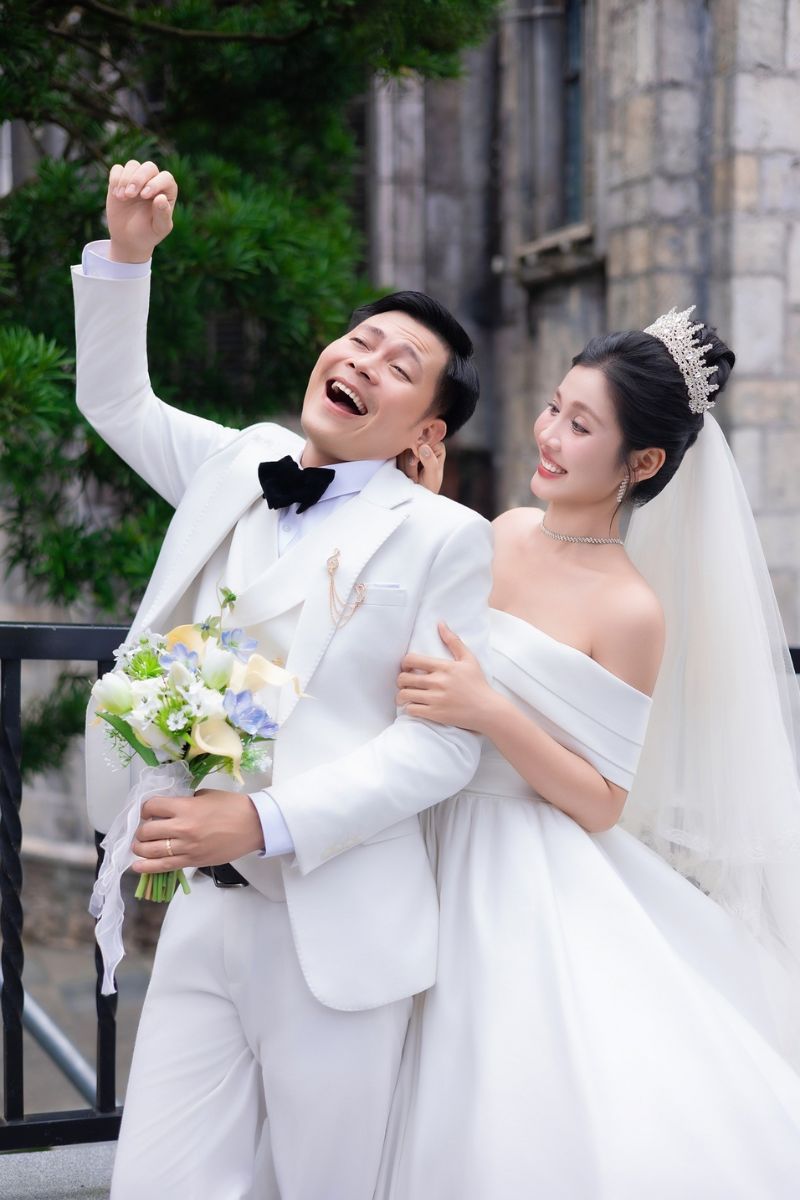 chup anh cuoi ba na 9