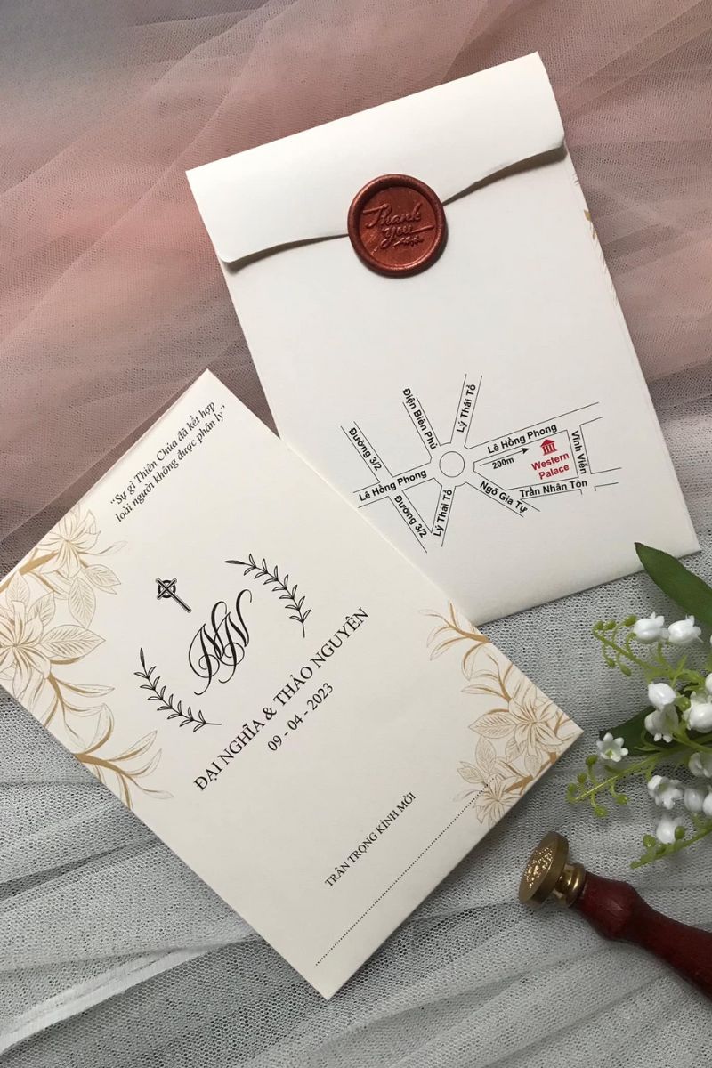 thiep cuoi cong giao 11