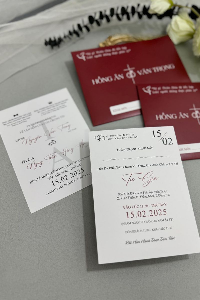 thiep cuoi cong giao 8