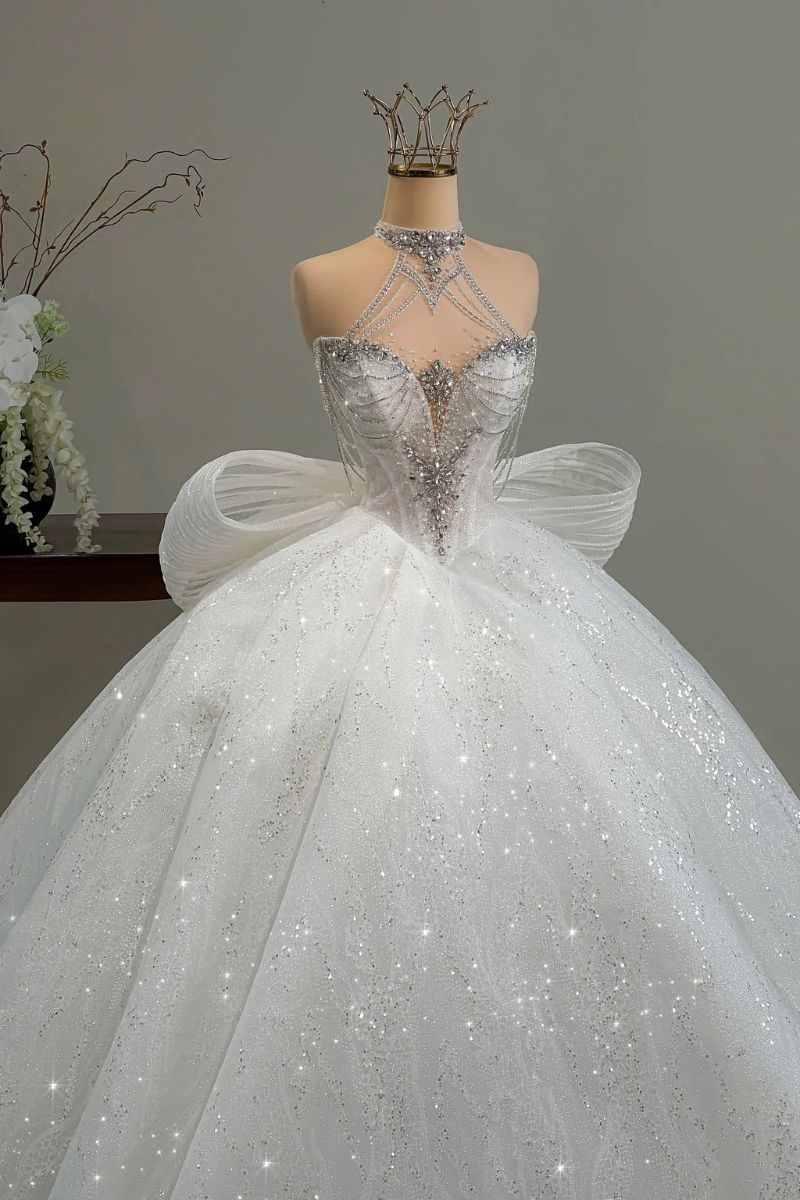 vay cuoi cong chua hoang gia 1