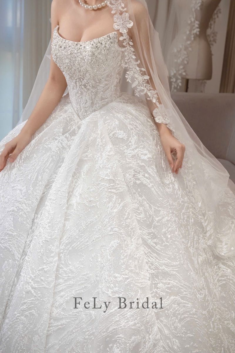 vay cuoi cong chua tre vai van det kim