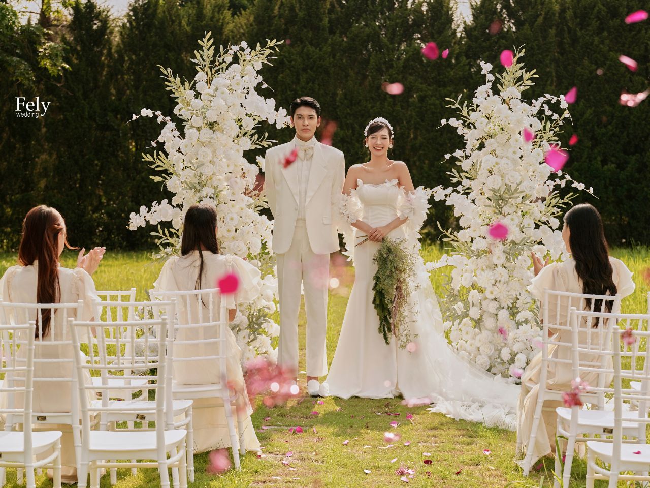 30+ Áo Cưới Hoa 3D Đẹp Như Trong Mơ Cho Các Nàng