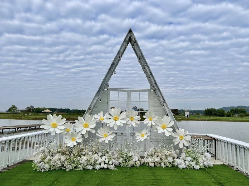 phim truong rose garden 4