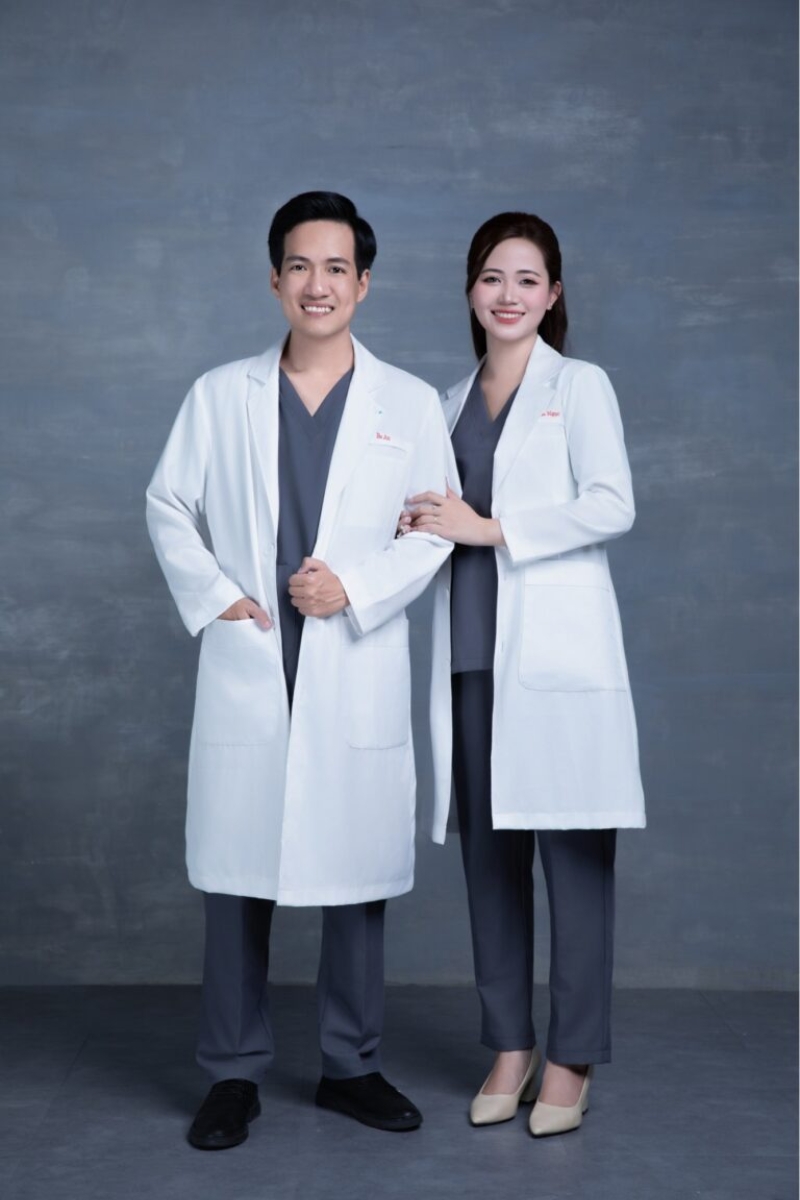 anh cuoi bac si 3