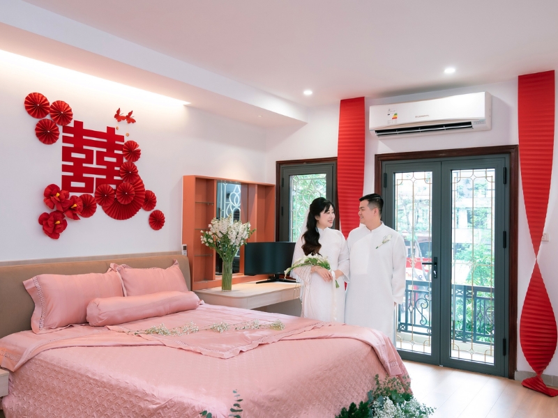 tuoi dan cuoi nam nao dep 2