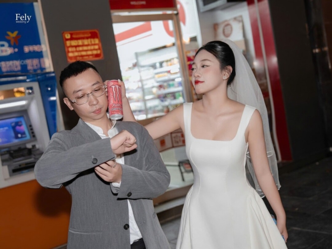 20+ Mẫu Váy Cưới Cổ Vuông Đẹp Tinh Tế, Tôn Dáng Hoàn Hảo