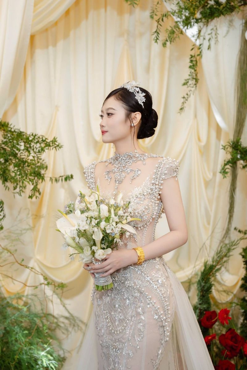 vay cuoi xuyen thau 1