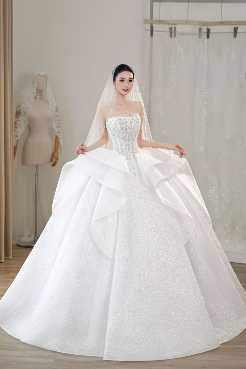 Váy Cưới Công Chúa Tinh Vân Lộng Lẫy