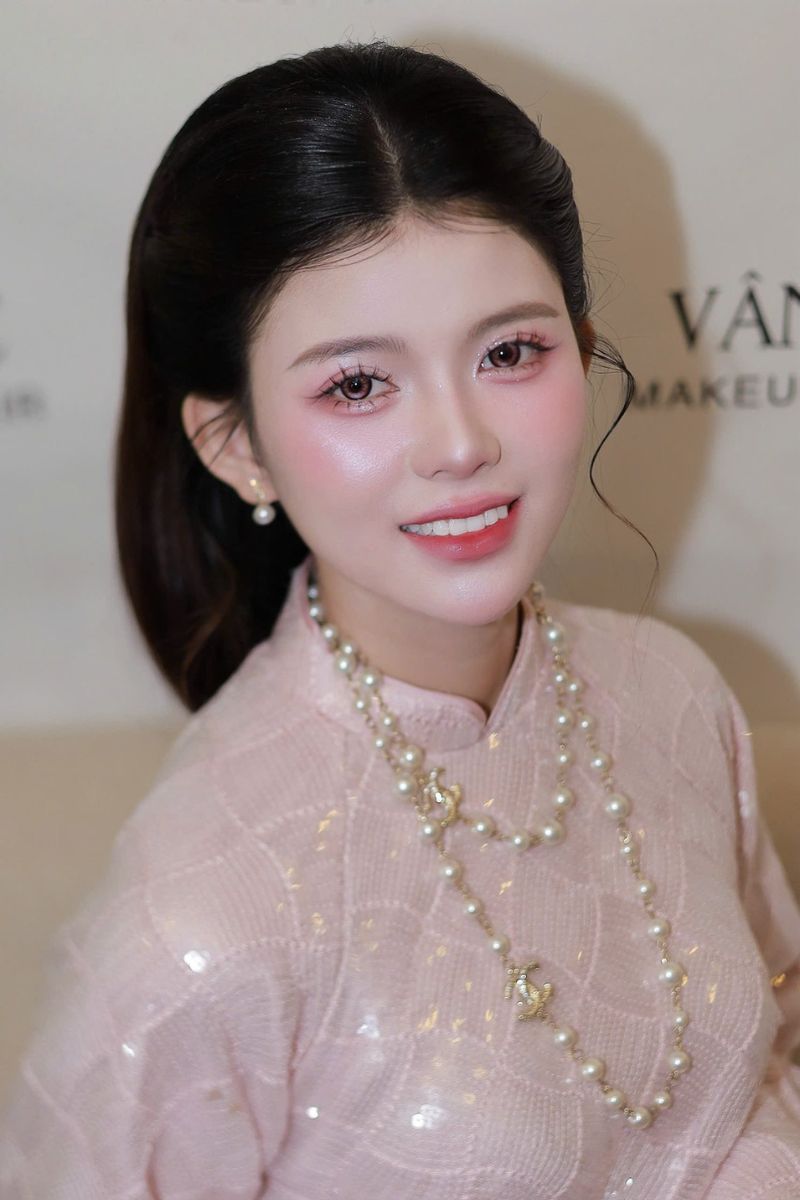 lay out makeup co dau 4