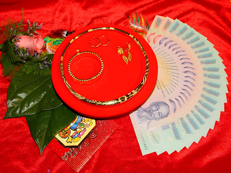 le den trong an hoi thuong la bao nhieu 6