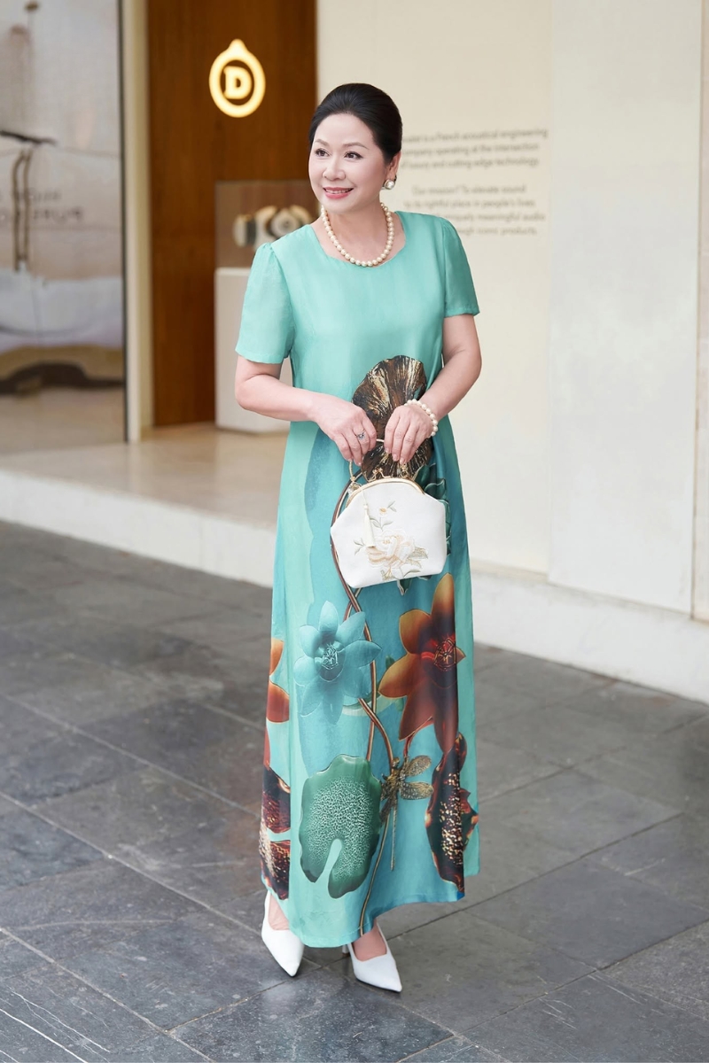 phu nu trung nien mac gi di dam cuoi 2