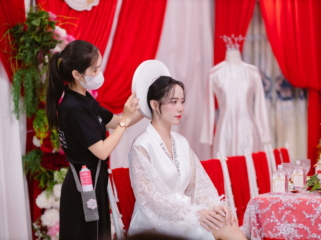 Trang Điểm Cô Dâu Mất Bao Lâu? Kinh Nghiệm Sắp Xếp Thời Gian Hợp Lý