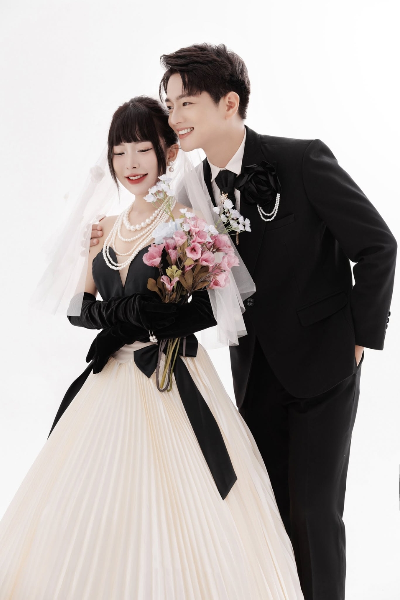 chup anh cuoi nen chon vay mau gi 1