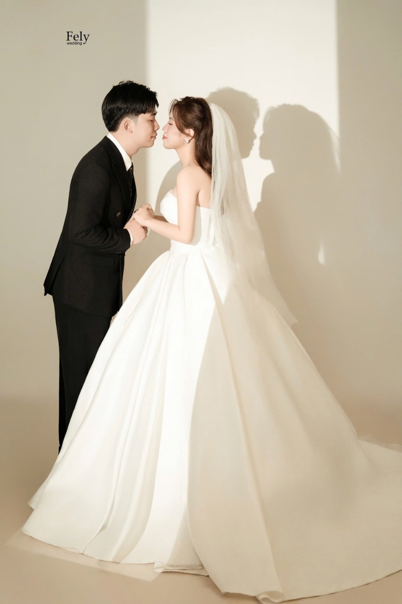 chup anh cuoi nen chon vay mau gi 3