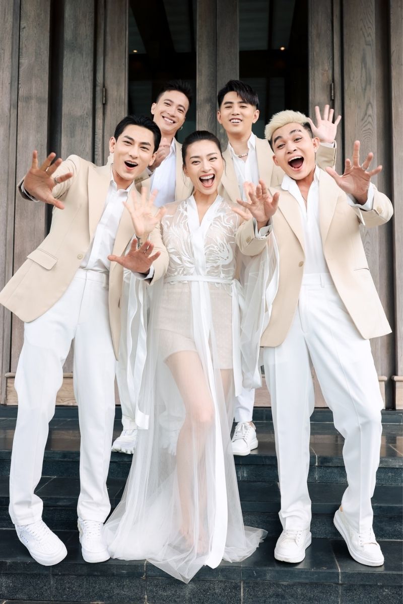 kieu chup hinh di dam cuoi cho nam 13