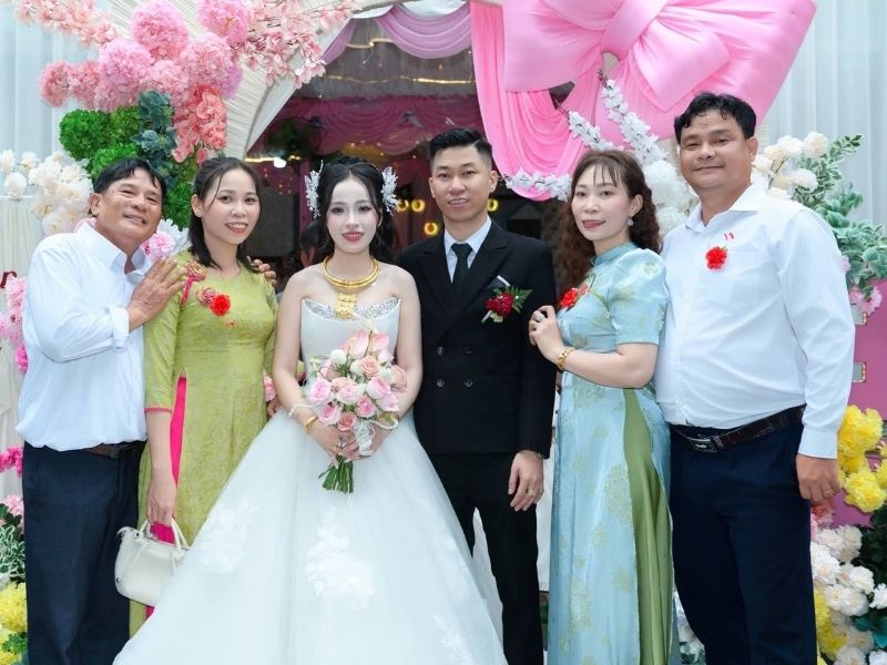 kieu chup hinh di dam cuoi cho nam 7