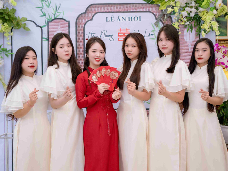 anh ao dai be trap 7