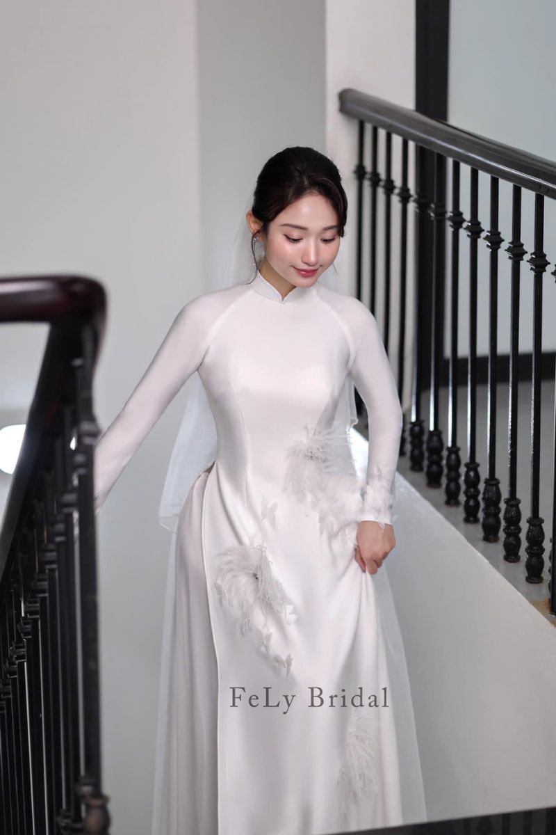 kieu toc mac ao dai cuoi 4